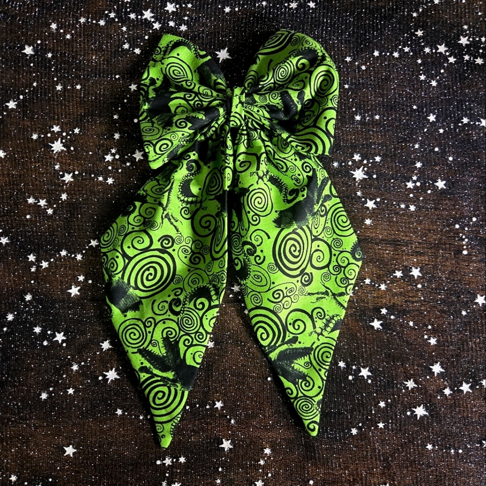 Custom Beetlejuice Sandworm Licensed Print Sailor Bow